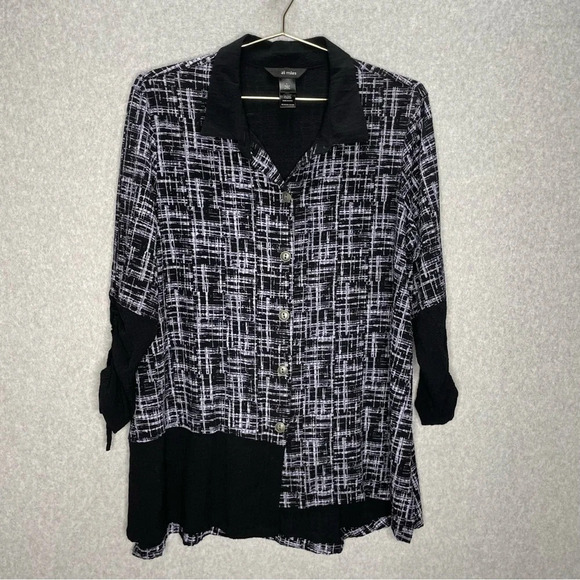 Ali Miles Abstract Crinkle Tunic Button Down Top - Picture 1 of 4